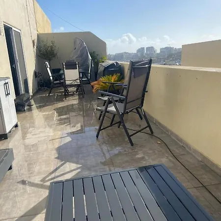 1 Bedroom Gzira Penthouse