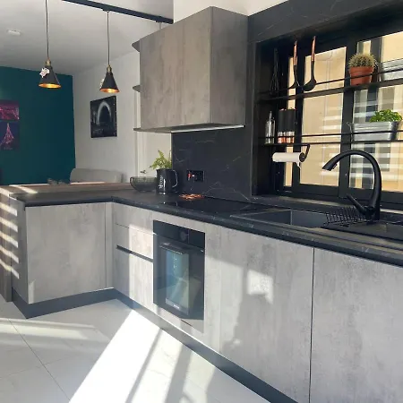 1 Bedroom Gzira Penthouse Apartamento Ta Xbiex